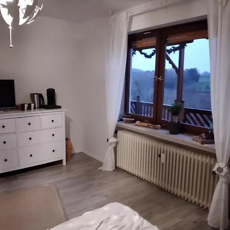 Breakfast In Bed Horschhausen
