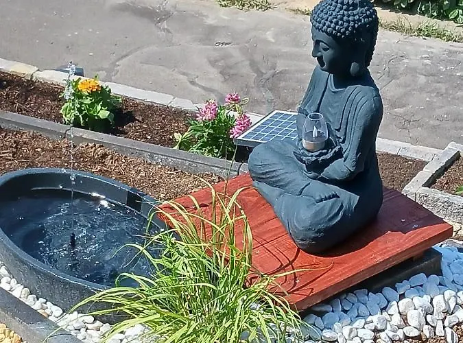 Breakfast In Bed * Hörschhausen